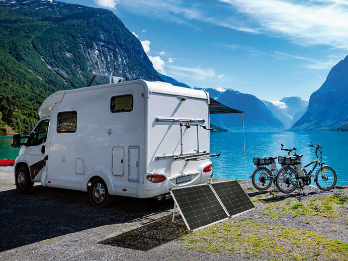 Revolt Régulateur de charge 20 A MPPT-90.app + panneau solaire 240 W et câbles – Image 7